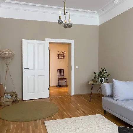 3-zi-wohnung-fuer-5-pers-balkon-hunde-willkommen Leipzig