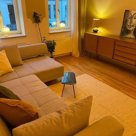 3-zi-wohnung-fuer-5-pers-balkon-hunde-willkommen 아파트 *